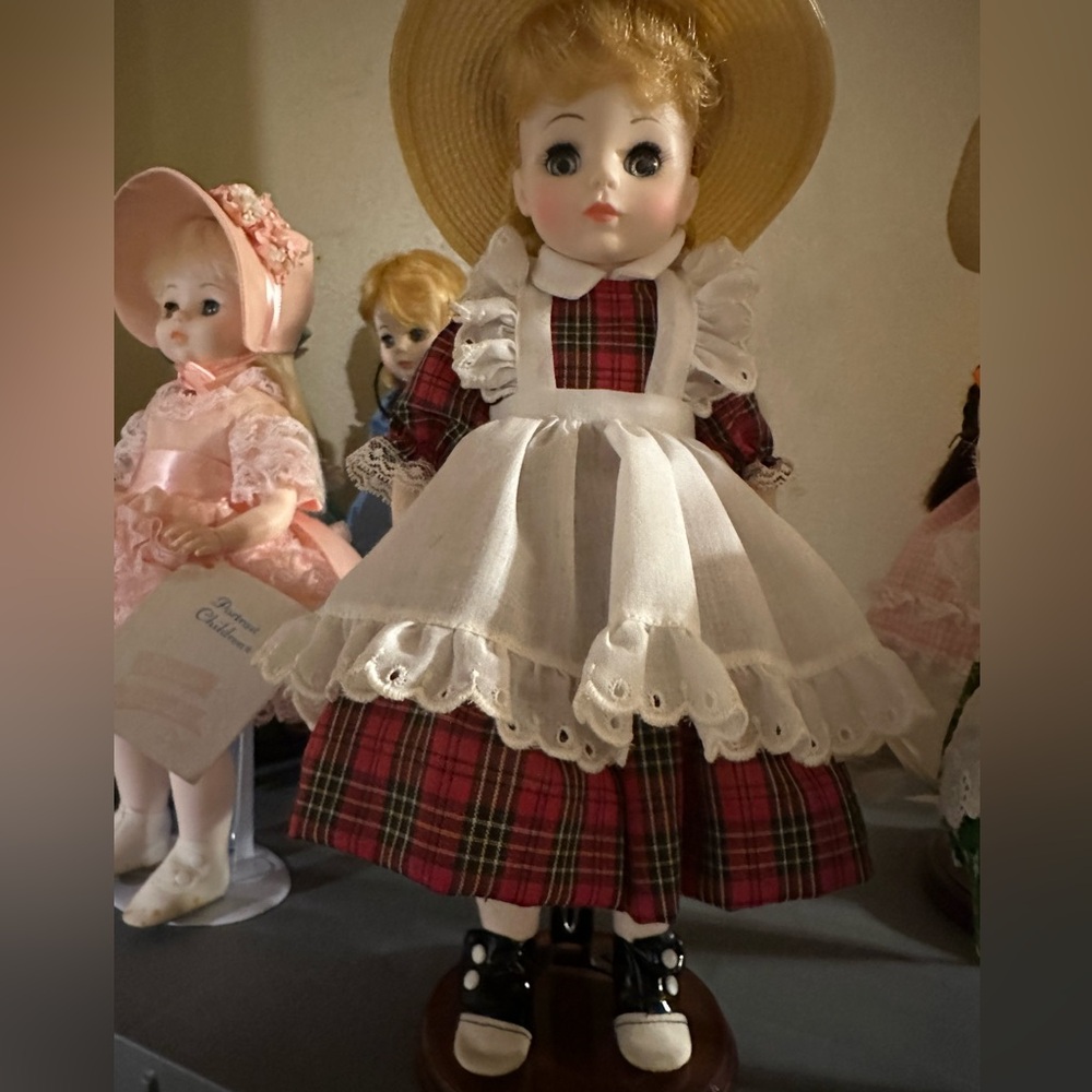 Porcelain Madame Alexander- Ana McGuffey